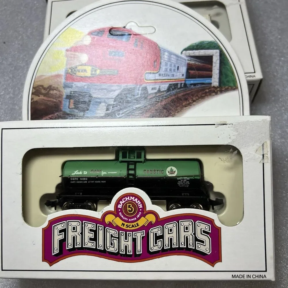 4 Bachmann N Scale Freight Cars 41' Old Time Wood Reefer Box Car Tank Car New